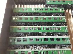 17x Farish BR Mk. 1 Coaches in BR(S) Green N Gauge