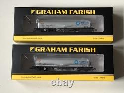 2 Graham Farish N Gauge 377-675K JPA Cement tank wagons in Colas / Tarmac livery