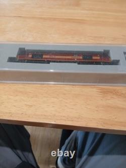 371-361 Graham Farish N Gauge Class 60 60040 DB Schenker Army Red Territorial
