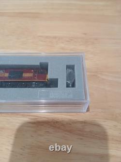 371-361 Graham Farish N Gauge Class 60 60040 DB Schenker Army Red Territorial