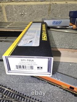 371-785A Graham Farish N Gauge Class 90/0 90048 Freightliner G&W