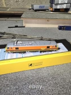 371-785A Graham Farish N Gauge Class 90/0 90048 Freightliner G&W