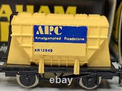 8 x GRAHAM FARISH 3511 N GAUGE PRESFLO COVERED HOPPER WAGONS ARC YELLOW BOXED