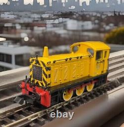 Boxed Bachmann Graham Farish 371-054 N Gauge Class 04 Shunter D2332 NCB Yellow