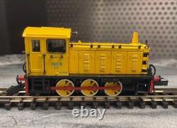 Boxed Bachmann Graham Farish 371-054 N Gauge Class 04 Shunter D2332 NCB Yellow