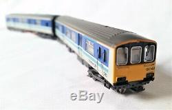 Class 150 DMU Trainset by Graham Farish Bachman (n Guage) + Extra Track & Box