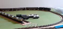 FARISH No 1811 N GAUGE DUCHESS CLASS LOCOMOTIVE 6242'CITY OF GLASGOW' L. M. S