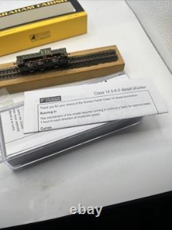 GRAHAM FARISH 372-951 N GAUGE CLASS 14 LOCO D9523 with WASP STRIPES WEATHERED MIB
