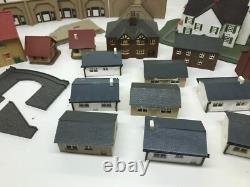 GRAHAM FARISH KESTREL FALLER N GAUGE PLASTIC KITBUILT RAILWAY BUILDINGS x 30