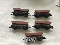 GRAHAM FARISH N GAUGE 373-502 JOB LOT OF 5x BROWN HOPPER WAGONS (1x WEATHERED)