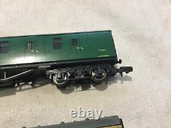 GRAHAM FARISH N GAUGE JOB LOT OF 4x VARIOUS MK1 GREEN COACHES BOXED