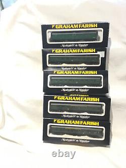 GRAHAM FARISH N GAUGE JOB LOT OF 5x VARIOUS MK1 GREEN COACHES BOXED