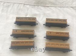 GRAHAM FARISH N GAUGE JOB LOT OF 6x VARIOUS TEAK 4 WHEEL COACHES UNBOXED