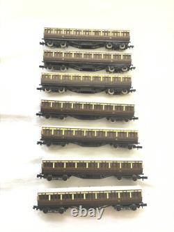 GRAHAM FARISH N GAUGE JOB LOT OF 7x VARIOUS CHOC & CREAM SUBURBAN COACHES