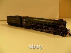 GRAHAM FARISH N GAUGE LOCO ref 372-801 BR CLASS A1 No60156 Great Central Green