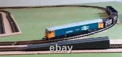 GRAHAM FARISH No 8404 N GAUGE B. R. CLASS 50 DIESEL LOCOMOTIVE'TEMERAIRE