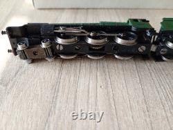 Graham Farish 1444 N Gauge 7029 GWR Clun Castle BR Green Locomotive