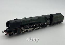 Graham Farish 1814 Duchess Class 4-6-2 King George V1 46244 Br Green N Gauge T2