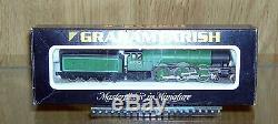 Graham Farish 1822'n' Gauge Lner Flying Scotsman A3 Locomotive'4472' Boxed