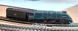 Graham Farish 370-101 N Gauge Elizabethan Passenger Train Set