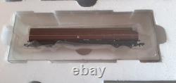 Graham Farish 370-101 N Gauge Elizabethan Passenger Train Set