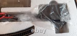 Graham Farish 370-101 N Gauge Elizabethan Passenger Train Set