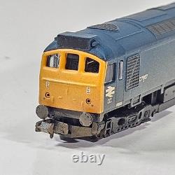 Graham Farish 371-076 N Gauge Class 25 D7667 Weathered Locomotive Tested Runner