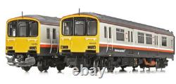 Graham Farish 371-336 N Gauge Class 150/1 2-Car DMU 150133 BR GMPTE (RR)