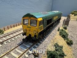 Graham Farish 371-376 N Gauge Class 66 Freightliner Green 66610 DCC Converted