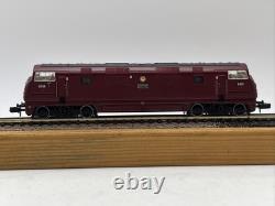 Graham Farish 371-600A N Gauge Class 42 BR Maroon D823 Hermes Diesel Loco