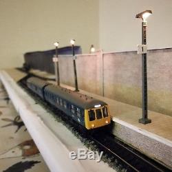 Graham Farish 371-876DS DCC Sound Fitted BR Class 108 2 Car DMU BR Blue
