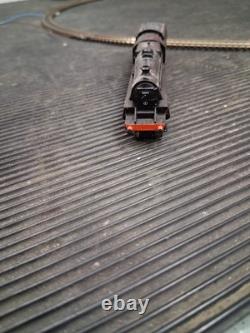 Graham Farish 372-125 Black 5. 5305 Lined Black LMS. N Gauge Boxed