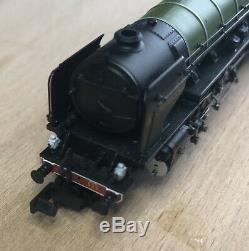 Graham Farish 372-385 A2 525 A. H. Peppercorn. CR Signals DCC Sound Fitted