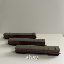 Graham Farish 374-912 Set of 3 SE&CR 60ft Birdcage Coaches, BR Crimson, N Gauge