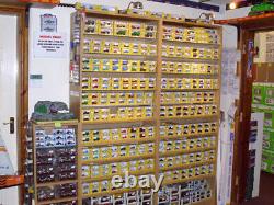 Graham Farish 42-050 Scencraft 4 Road Engine Shed Ready Painted N Gauge T48po