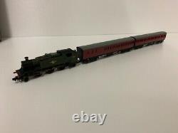 Graham Farish By Bachmann 370-075 N Gauge Suburban Passenger Train Set