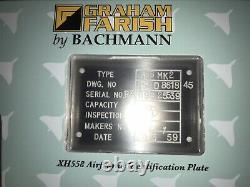 Graham Farish By Bachmann 370-375 Avro Vulcan XH558 Collectors Pack BRAND NEW