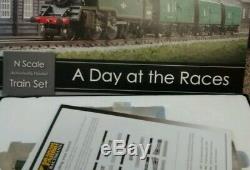 Graham Farish Day At The Races Train Set