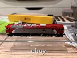 Graham Farish Gauge Class 57/3 57301 Virgin Trains Scott Tracy & Wagons Building