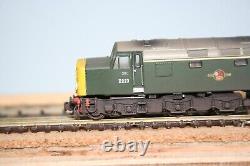 Graham Farish Later Chinese Produced Cl40 with DCC Sound D223 In BR Green