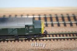 Graham Farish Later Chinese Produced Cl40 with DCC Sound D223 In BR Green