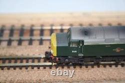 Graham Farish Later Chinese Produced Cl40 with DCC Sound D223 In BR Green