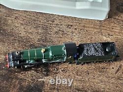 Graham Farish N Gauge 140A Hall Class 4-6-0 6994 in BR Green Special edition