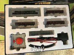 Graham Farish N Gauge 370-100 Royal Scot Passenger Train Set