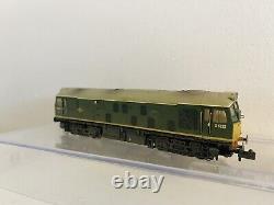Graham Farish N Gauge 371-086 Class 25 D5222 Br Green Weathered Boxed