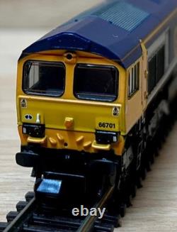 Graham Farish'N' Gauge 371-377 GB Railfreight Class 66 Diesel Locomotive 66701