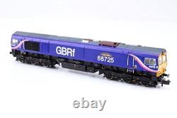 Graham Farish N Gauge 371-392 Class 66/7 Diesel GBRf First Livery No. 66725'Sund