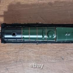 Graham Farish N Gauge 372-476 Jubilee 45611'Hong Kong' 4000 GAL Tender BR Green
