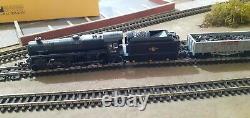 Graham Farish N Gauge 372-726 Br Standard Class Smt 73158 Br Black Late Crest