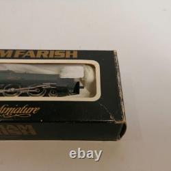 Graham Farish N Gauge 4-6-0 GWR Hall Class Steam Locomotive Raveningham Hall